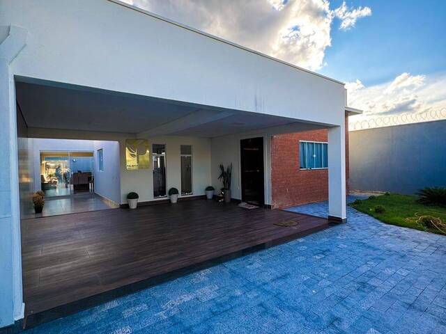 Casa para Venda em Araxá - 1