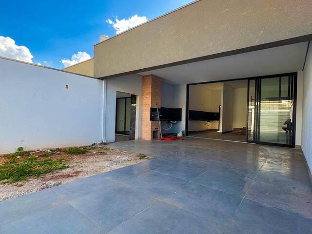 #150 - Casa para Venda em Araxá - MG - 1
