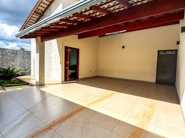 #158 - Casa para Venda em Araxá - MG - 2