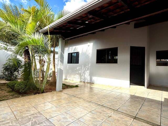 #176 - Casa para Venda em Araxá - MG - 2