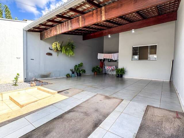 #179 - Casa para Venda em Araxá - MG - 2
