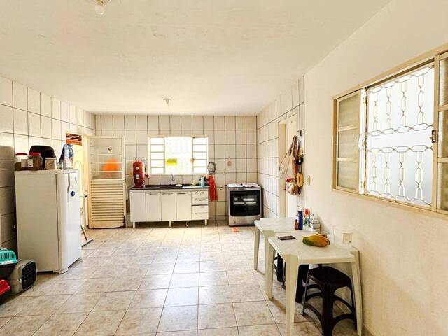 #182 - Casa para Venda em Araxá - MG - 2