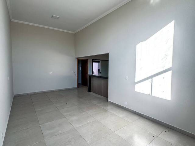 #185 - Casa para Venda em Araxá - MG - 2